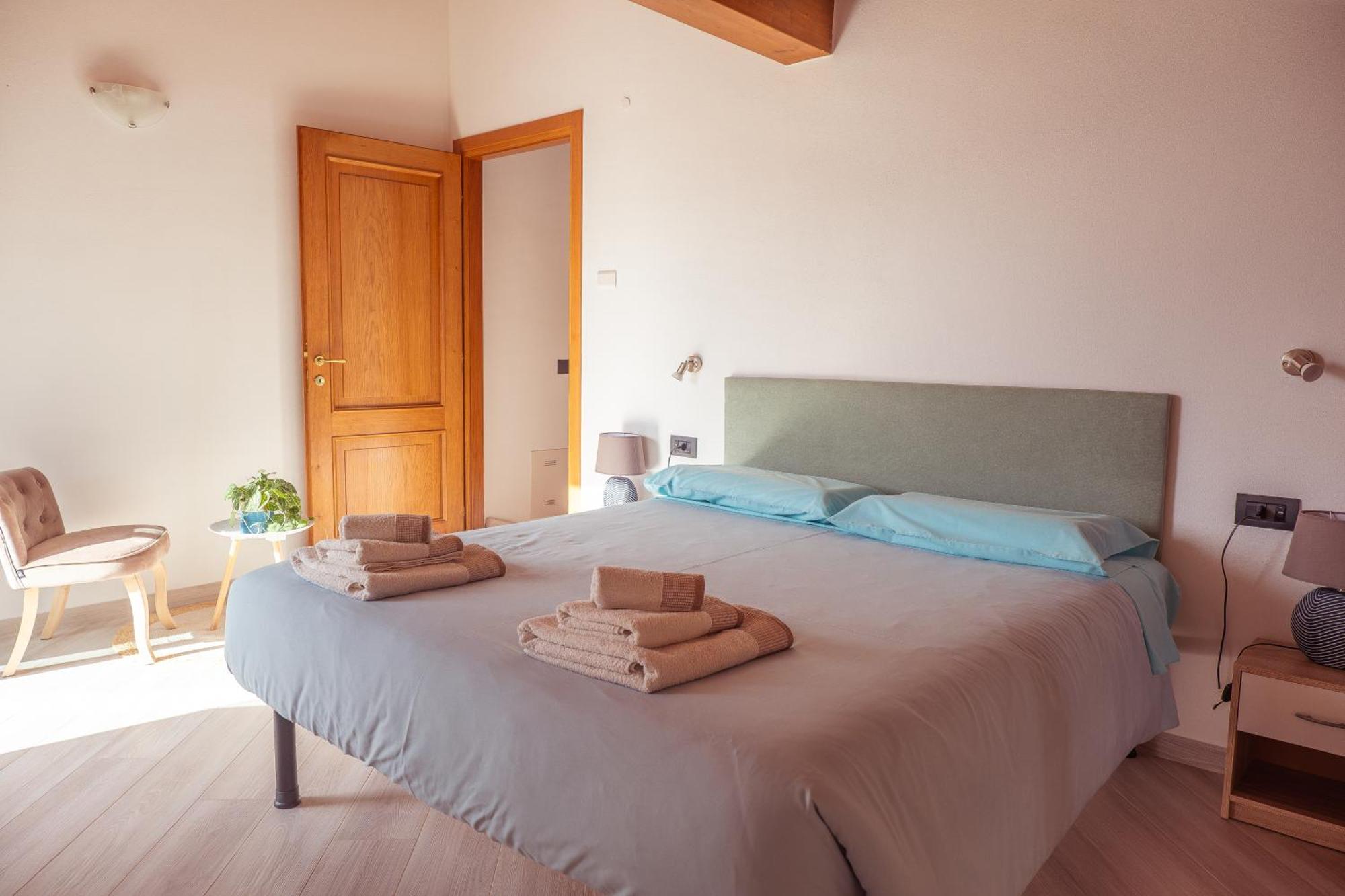 Larius Apartment - Como Lake View Mandello del Lario Luaran gambar